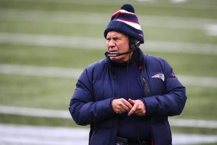 El ex entrenador en jefe de los Patriots, Bill Belichick, critica a los Jets y explica el motivo de su partida.