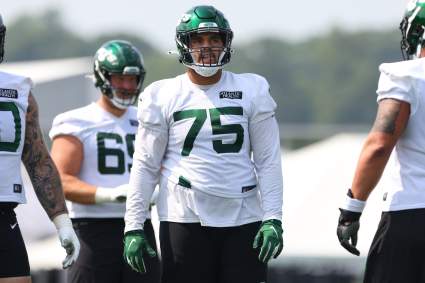 El fichaje de los Patriots como agente libre aparentemente lanzó una pulla a los aficionados de los Jets tras dejar el equipo.