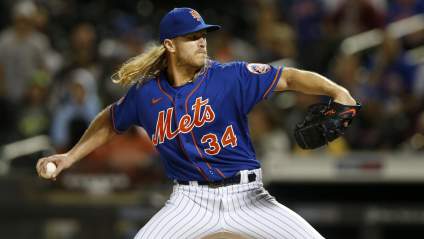 El exlanzador de los Mets, Noah Syndergaard, responde a Alex Cooper por su comentario viral sobre citas.