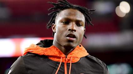 Ex corredor de los Bears se retira de la NFL y acepta un trabajo con los Browns.