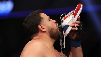Tai Tuivasa puede aspirar al título de peso pesado de la UFC, según su entrenador.