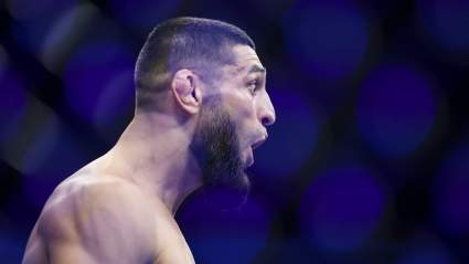 Khamzat Chimaev contempla un cambio de categoría de peso tras UFC 328.