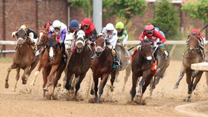 ¿Tiene Toby Keith un caballo en el Derby de Kentucky de 2026? Actualización sobre Dream Walkin' Farms.