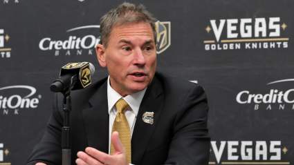 Bruce Cassidy está molesto porque los Golden Knights están bloqueando las entrevistas con el entrenador en jefe.