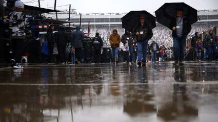 El pronóstico del tiempo para la Coca-Cola 600 pone al fin de semana de NASCAR en Charlotte en alerta por lluvia.