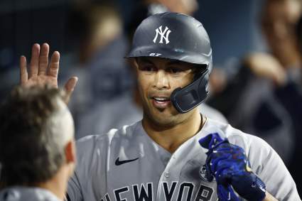 Los Yankees de Nueva York anuncian las últimas noticias sobre Giancarlo Stanton antes de la serie contra los Rangers.