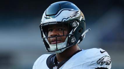 Estrella de los Eagles arrestada por conducir a 217 km/h en Georgia