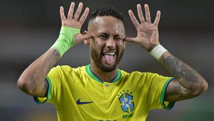 Brasil sorprende al descartar a la estrella del Chelsea, valorada en 82 millones de dólares, para incluir a Neymar en la lista de convocados para el Mundial.