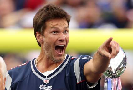 La leyenda de los Patriots, Tom Brady, regresará como comentarista para un partido crucial.
