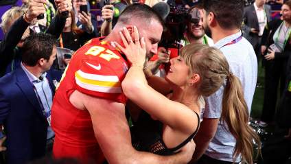 Taylor Swift luce un vestido blanco nupcial antes de la boda de Travis Kelce.