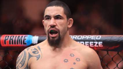 El excampeón de la UFC consigue su primera pelea en una nueva categoría de peso.
