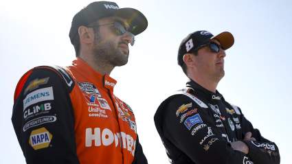 Chase Elliott le hace una emotiva promesa al hijo de Kyle Busch, Brexton.