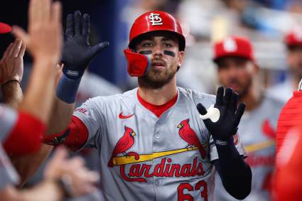 Los Dodgers de Los Ángeles despiden a un jugador con cuatro años de experiencia en la MLB durante la serie contra los Giants.