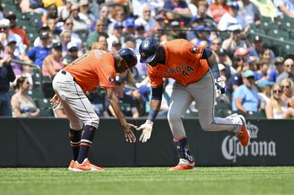 Yordan Álvarez, de los Astros, se perfila como el mejor bateador de la MLB.