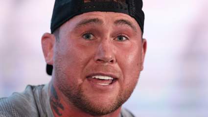 Video: El veterano de la UFC, Darren Till, logra una victoria por KO en su debut en BKFC.