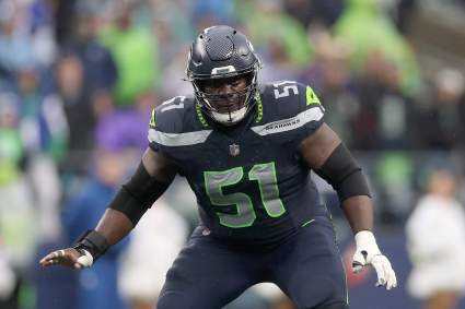 Los Seahawks se ven presionados para retener a su ex titular tras los recientes rumores de traspaso.