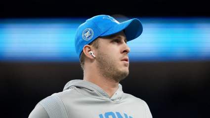 El mariscal de campo de los Lions, Jared Goff, habla abiertamente sobre su transición a Drew Petzing.
