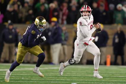 Un ex mariscal de campo de Indiana es nombrado jugador a seguir por los 49ers.