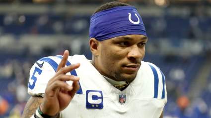 Los Packers consiguen a Anthony Richardson de los Colts en una propuesta de intercambio de ESPN.
