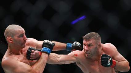 Dricus Du Plessis reacciona al evento principal de UFC 328.