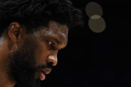 Sam Hinkie rompe su silencio en las redes sociales después de que los 76ers vencieran a los Celtics en el séptimo partido.