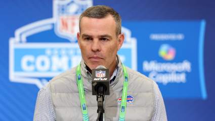 El veterano recién fichado por los Bills es nombrado candidato a ser despedido antes de los entrenamientos de pretemporada.