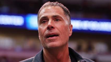 Los Lakers incorporan a un "científico espacial" en una importante reestructuración de su directiva.