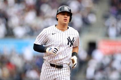 Los Yankees de Nueva York anuncian la decisión sobre la participación de Anthony Volpe en el partido contra los Rays.