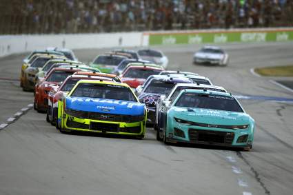 La lista de participantes de la NASCAR Craftsman Truck Series, Texas Twist, eleva la emoción antes de la SpeedyCash.com 250.