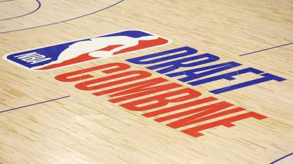 Sorprendentemente, los Clippers descartan a Darius Acuff y optan por un jugador que ha destacado en el Combine, según el simulacro de draft de la NBA.