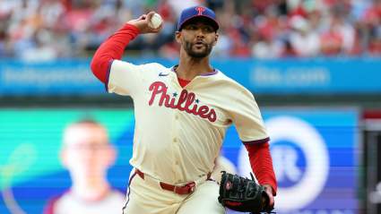 Un ex relevista de los Phillies firma con un equipo de la Liga Americana tras una desastrosa efectividad de 19.64.