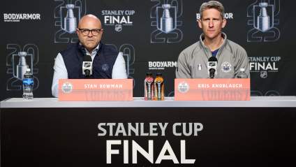 Stan Bowman emite un comunicado tras el despido de Kris Knoblauch por parte de los Oilers.