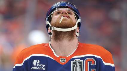 Un exjugador de los Oilers cree que Connor McDavid podría ser traspasado.