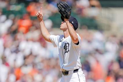 Los Toronto Blue Jays anuncian un cambio en su plantilla antes del partido contra los Yankees.