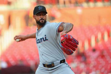 Sandy Alcantara nombró a los Marlins como la pieza de intercambio "más codiciada" por encima del brazo de 13 millones de dólares.