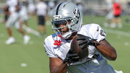 El exjugador de los Raiders, que sufrió una decepción en el draft, está cerca de tener una segunda oportunidad.
