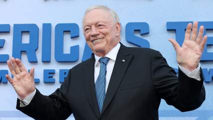 Un redactor de los Cowboys insta a Jerry Jones a fichar a un linebacker All-Pro de los Detroit Lions.