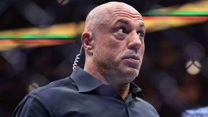 Joe Rogan: Sean Strickland tiene una "oportunidad real" contra Khamzat Chimaev.