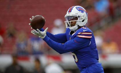 El veterano receptor de los Bills se enfrenta a predicciones de traspaso a medida que se acerca el campamento de entrenamiento.