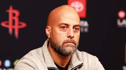 El gerente general de los Rockets habla sobre la posibilidad de realizar un gran intercambio durante la temporada baja.