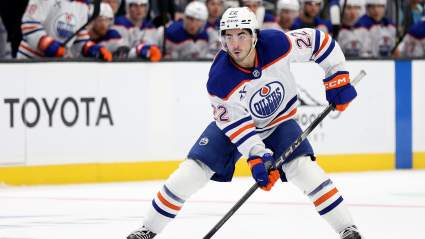 El joven delantero de los Oilers es la principal pieza de intercambio para conseguir un nuevo portero.