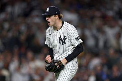 La estrella de los Yankees de Nueva York, Cam Schlittler, hizo historia en un partido de los Cerveceros.