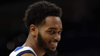 Los Boston Celtics se barajan como posible destino para el pívot de 88,7 millones de dólares.