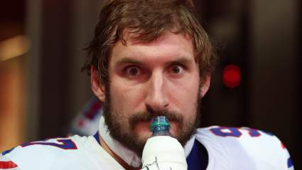 El ex ala defensiva de los Bills, Joey Bosa, fue declarado apto para el equipo de la NFC antes de los entrenamientos voluntarios.