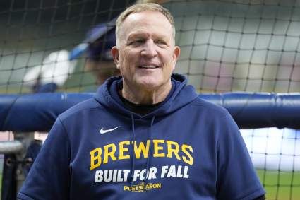 Los Brewers anuncian una serie de movimientos antes de la serie contra St. Louis.