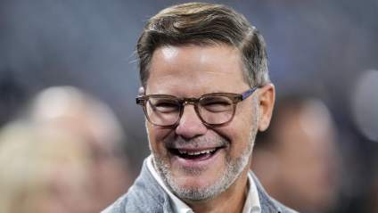 El acuerdo de 210 millones de dólares de los Blue Jays es votado como el mejor fichaje de la temporada baja.