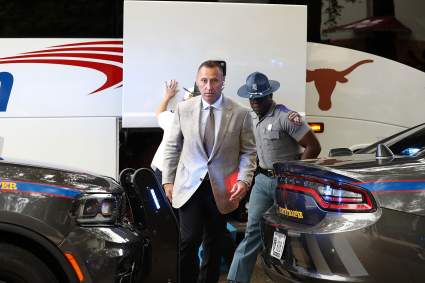 Steve Sarkisian, de Texas, da una respuesta reveladora sobre su posible fichaje por la NFL.