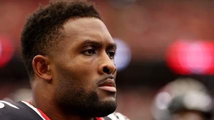 Los Texans rescinden el contrato del jugador que presionaba al mariscal de campo detrás de Danielle Hunter y Will Anderson Jr.