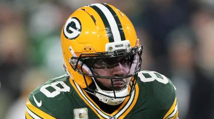 Josh Jacobs, de los Packers, fue liberado de la cárcel del condado de Brown tras su arresto el martes.