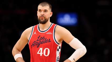 Los aficionados de la NBA reaccionan a la pérdida de la selección del draft de los Indiana Pacers a manos de los Clippers tras el desastre de la lotería.